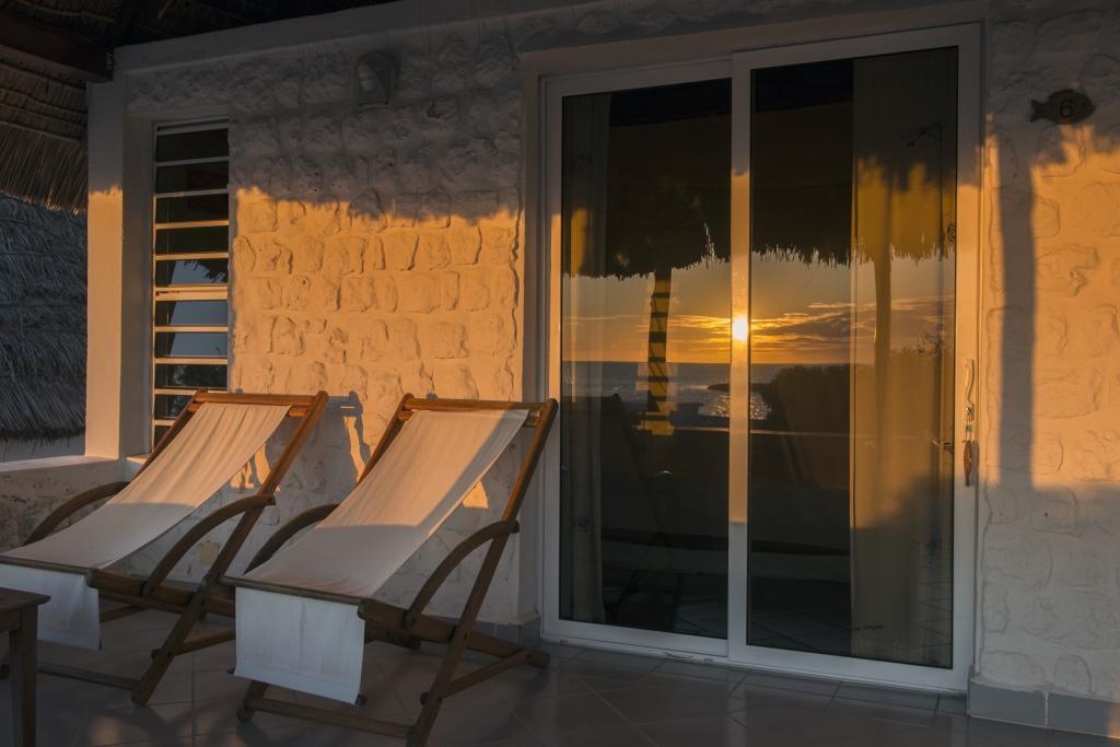 Salary Bay Hotel Tsifota Exterior photo